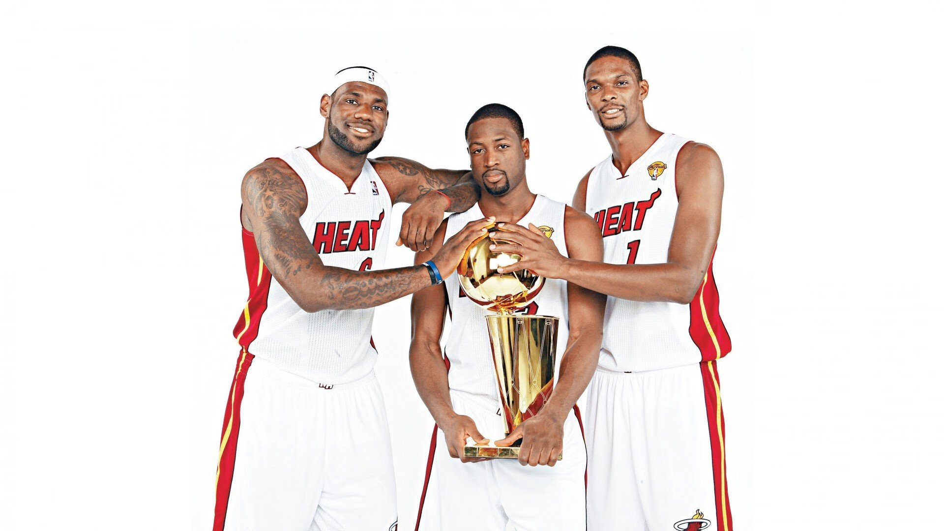 詹姆斯完成自我救赎，骑士硬仗取胜猛龙，当救赎成为最锋利的武器